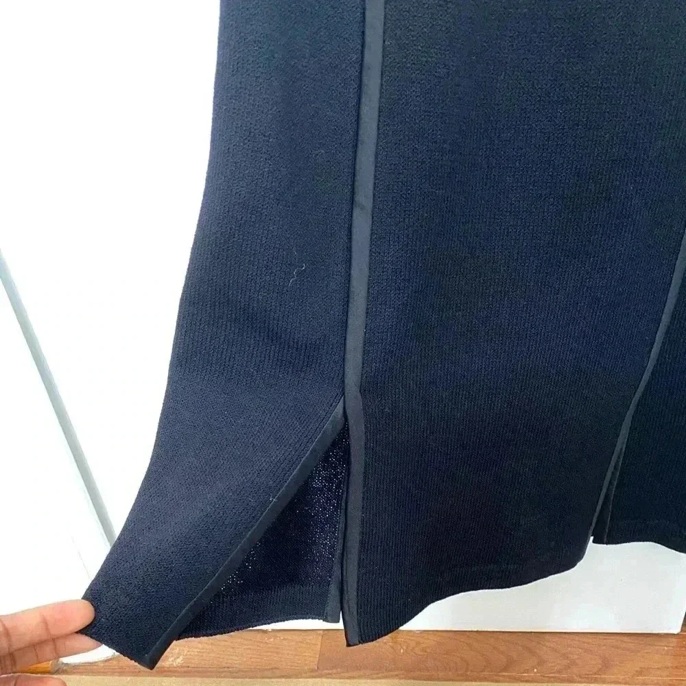 St. John Collection Marie Gray Knit Pencil Skirt Size 4